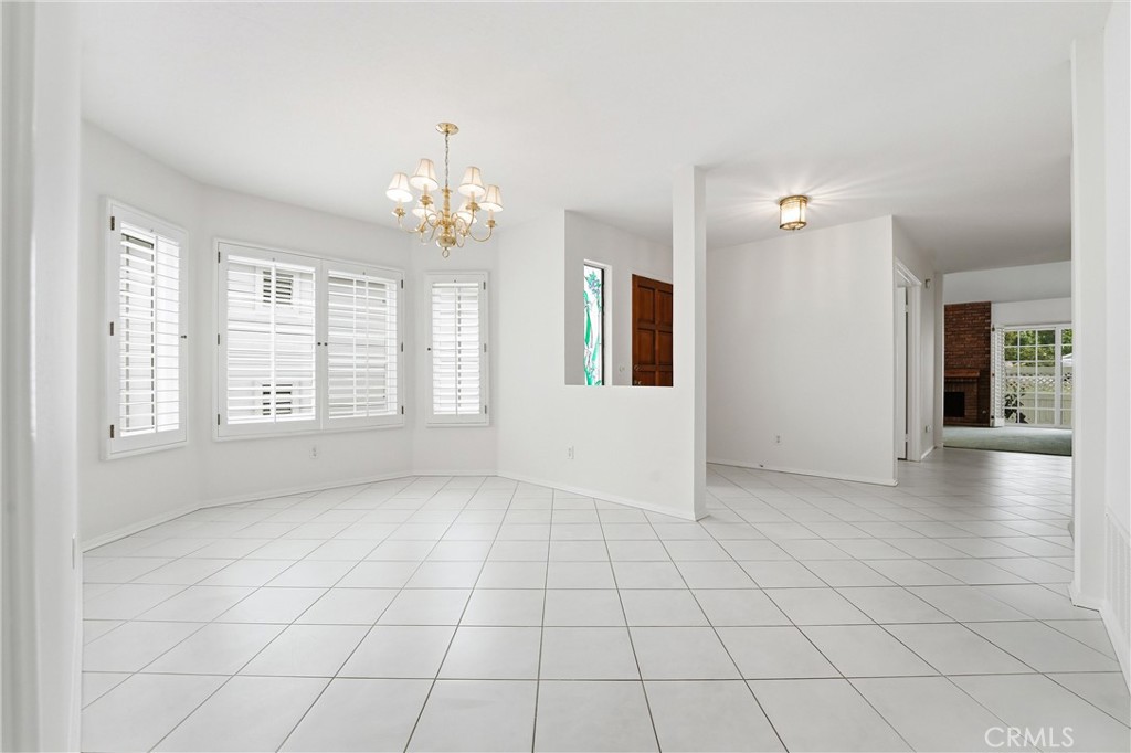 28315 Alava Property Photo 5
