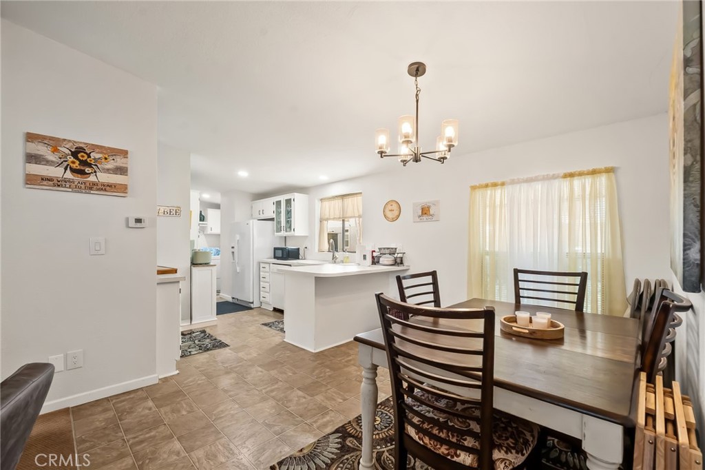 586 Channel Way Property Photo 15