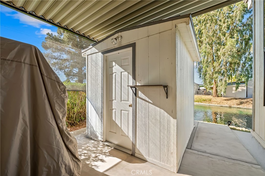 586 Channel Way Property Photo 41