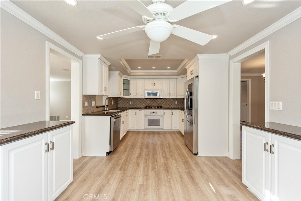 27202 Corcubion Property Photo 13