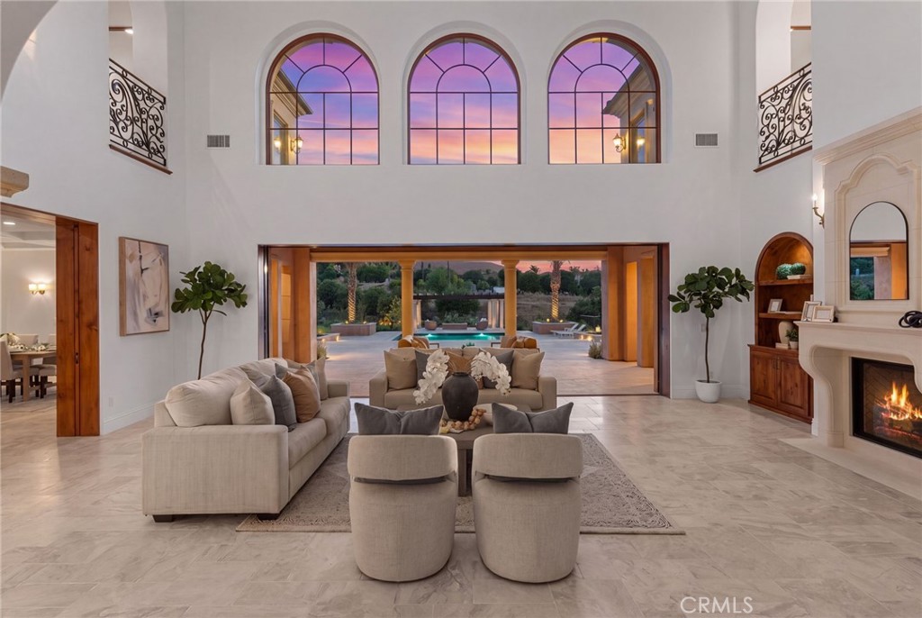 1243 Via Venezia Property Photo 7
