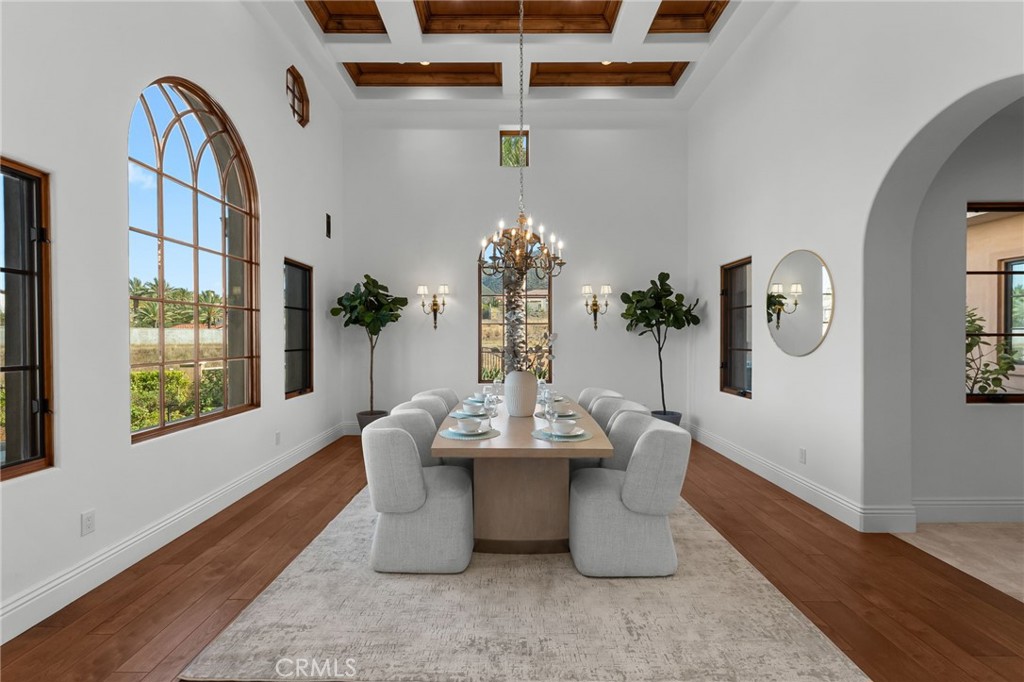 1243 Via Venezia Property Photo 14