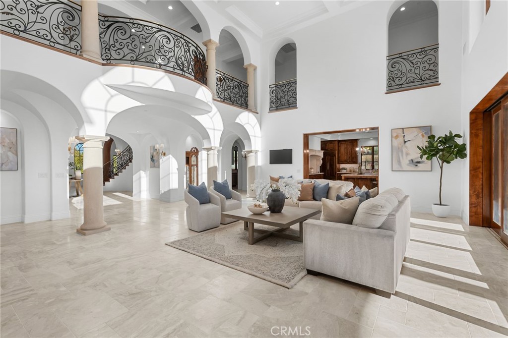 1243 Via Venezia Property Photo 23
