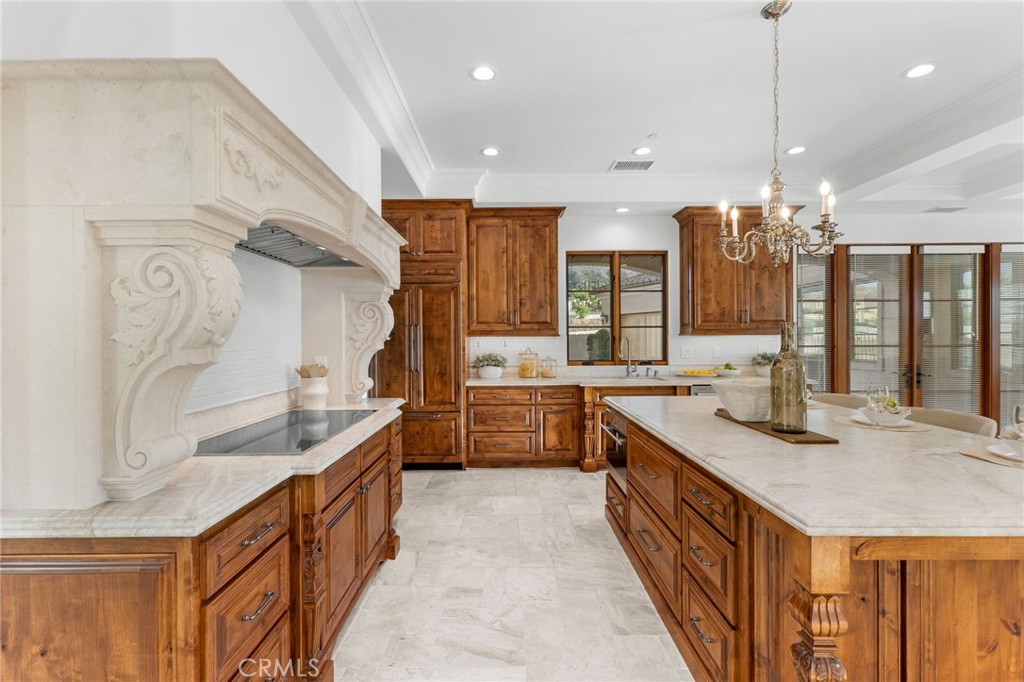 1243 Via Venezia Property Photo 28