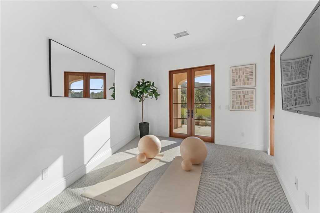 1243 Via Venezia Property Photo 31