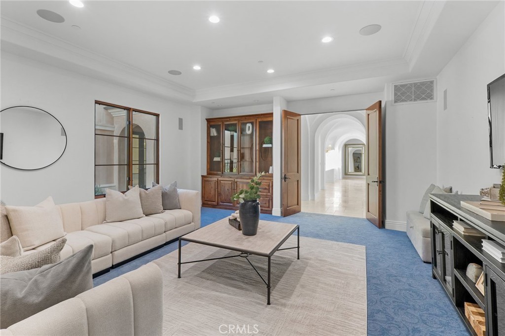 1243 Via Venezia Property Photo 37