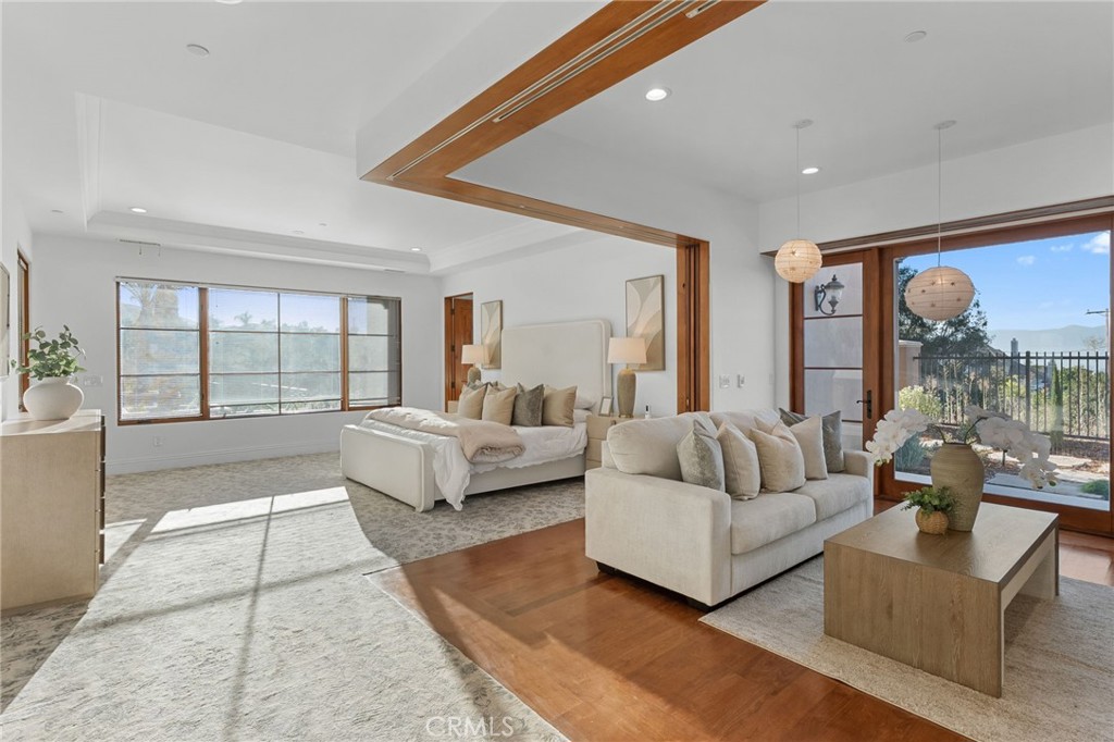 1243 Via Venezia Property Photo 38