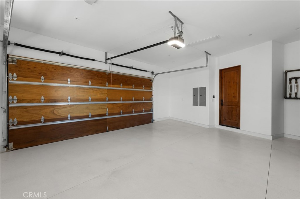 1243 Via Venezia Property Photo 55