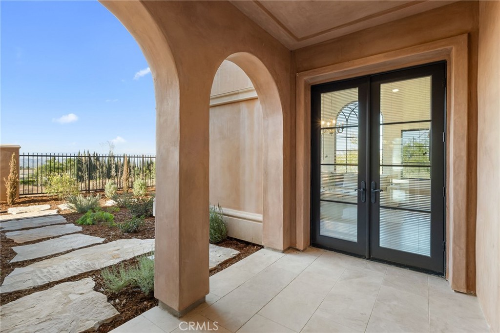 1243 Via Venezia Property Photo 56