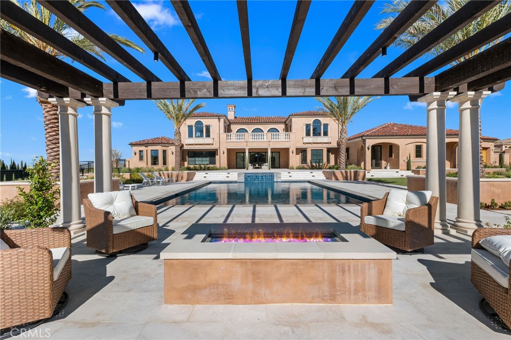 1243 Via Venezia Property Photo 63
