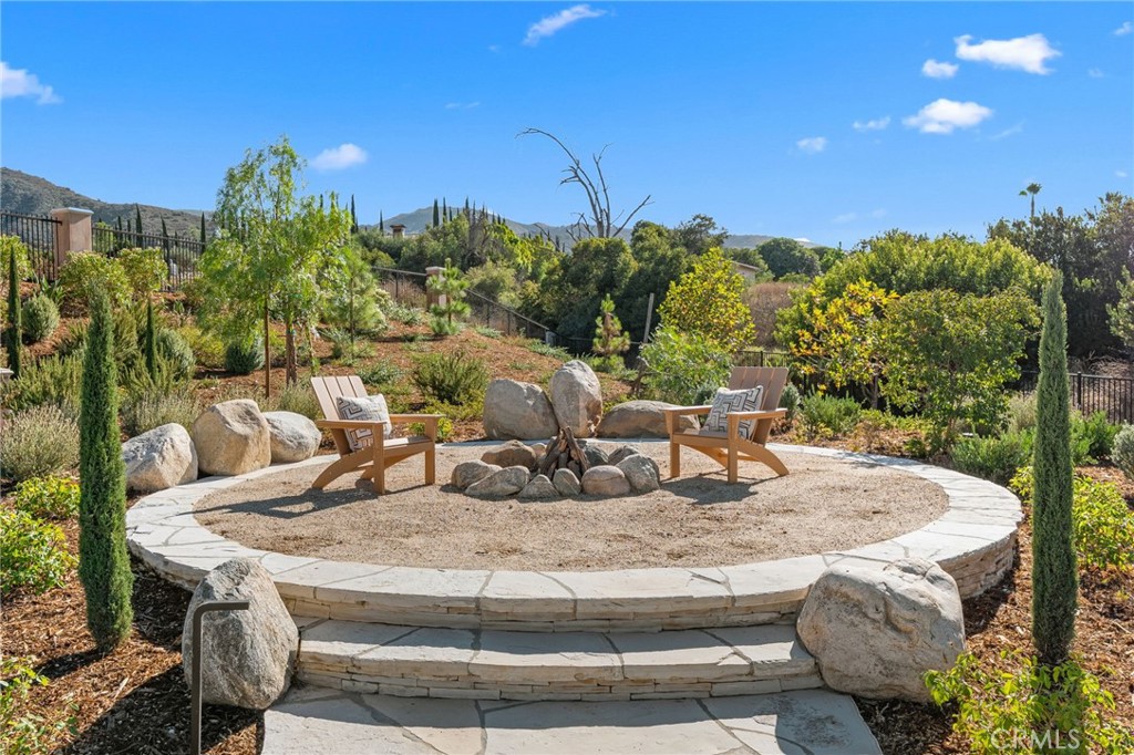 1243 Via Venezia Property Photo 67