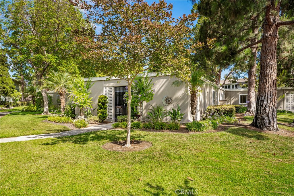 109 Via Estrada A Property Photo 2