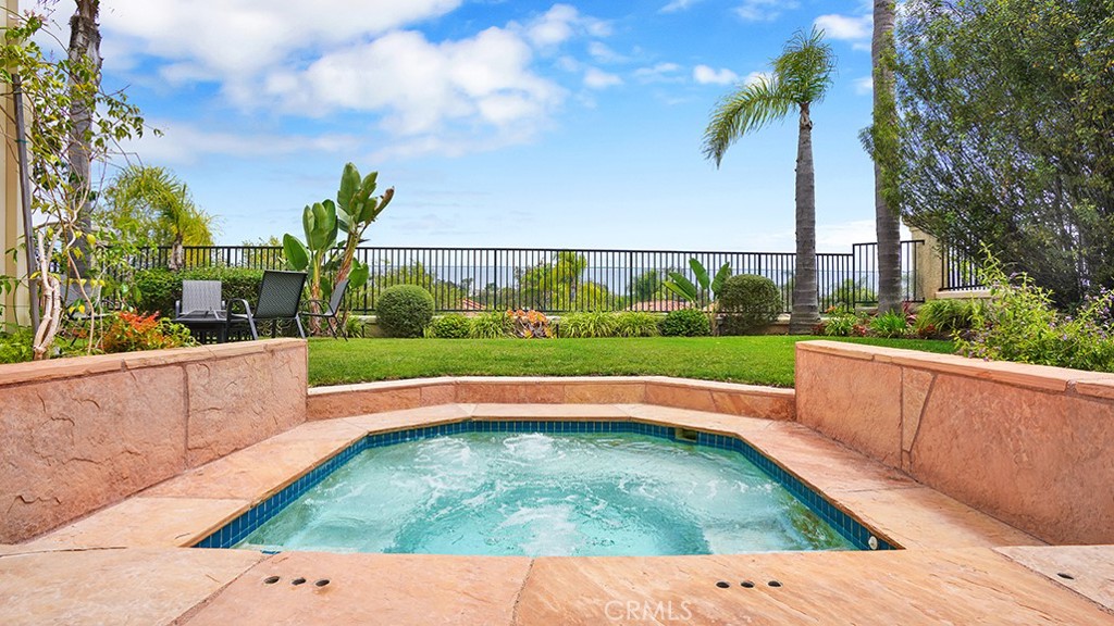 12 Siros Property Photo 3