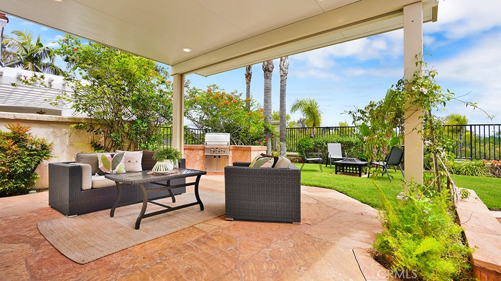 12 Siros Property Photo 6