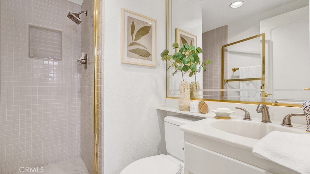 12 Siros Property Photo 20