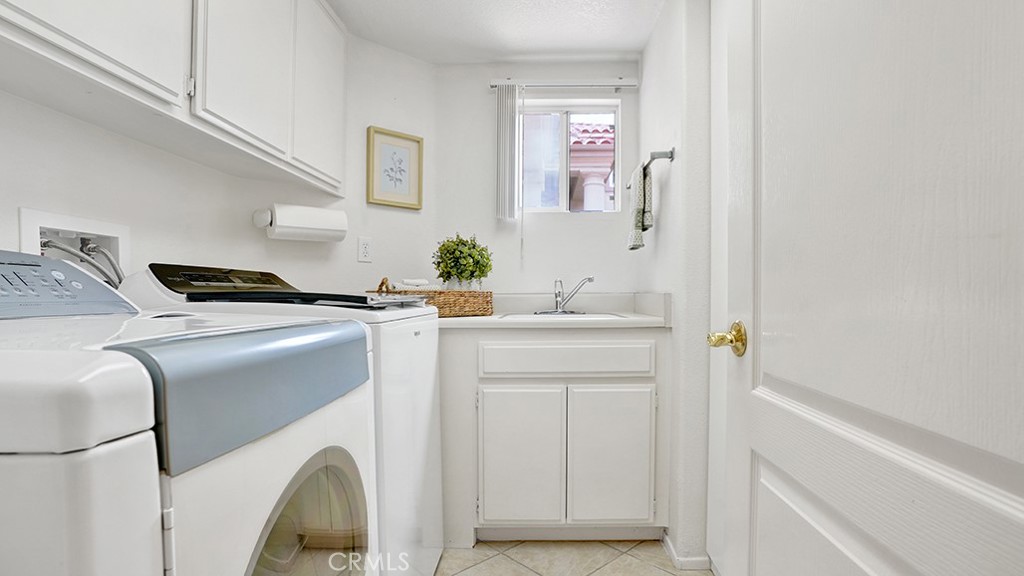 12 Siros Property Photo 31