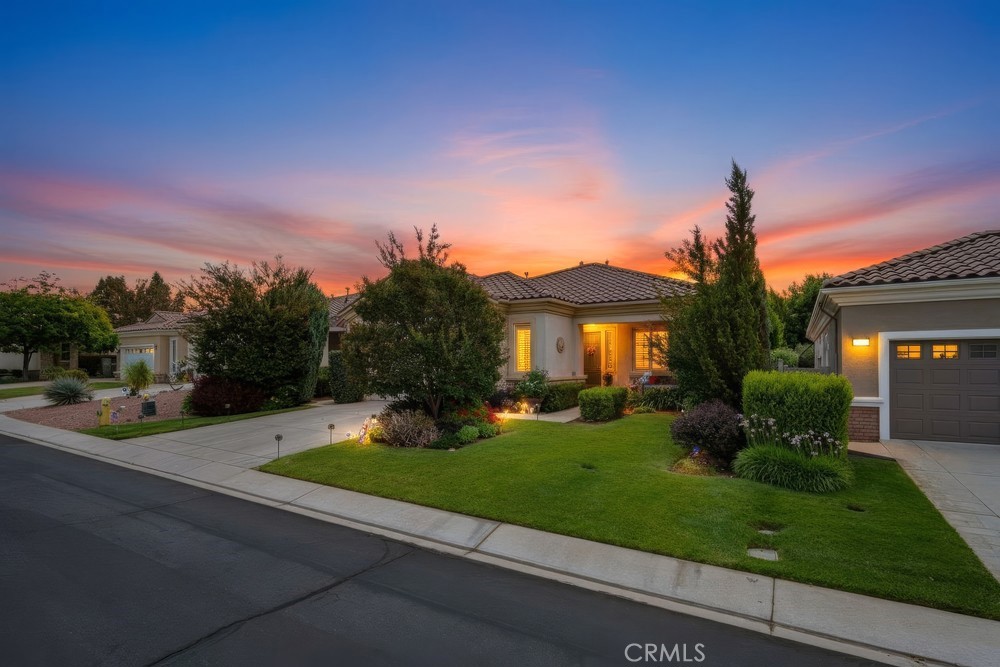 913 Avenal Property Photo 3