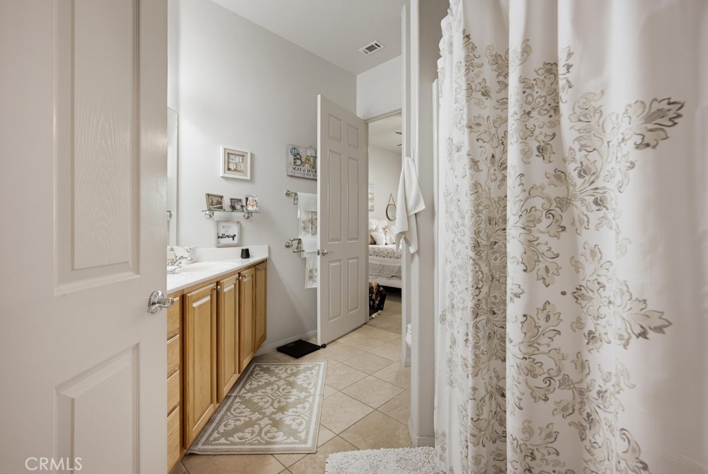 913 Avenal Property Photo 18
