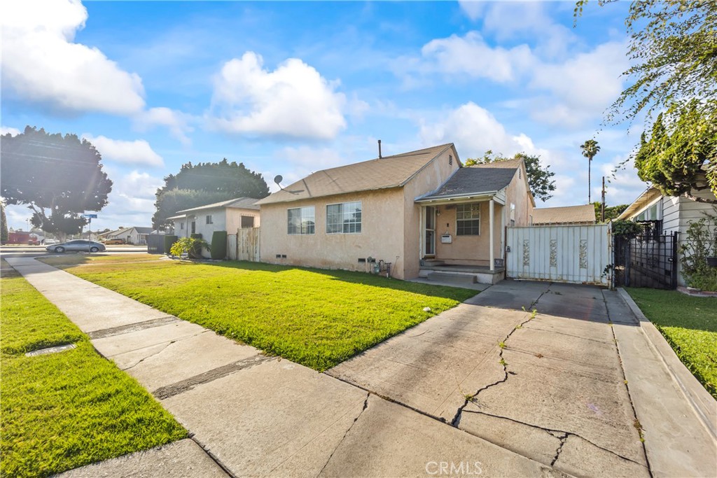 1209 E 124th Street Property Photo 1