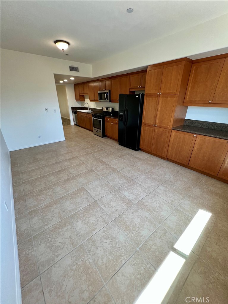 17168 Newhope 202 Property Photo 5