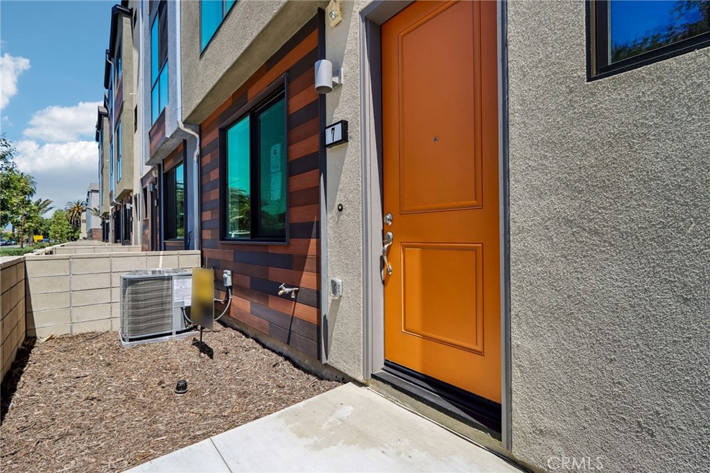 5876 Linden Ave Avenue 7 Property Photo 25
