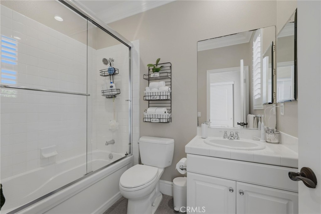 10 Jenny Property Photo 28