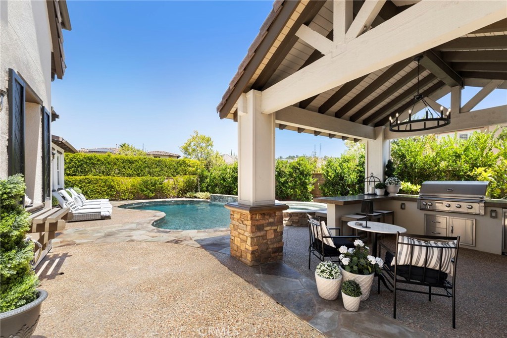 10 Jenny Property Photo 49