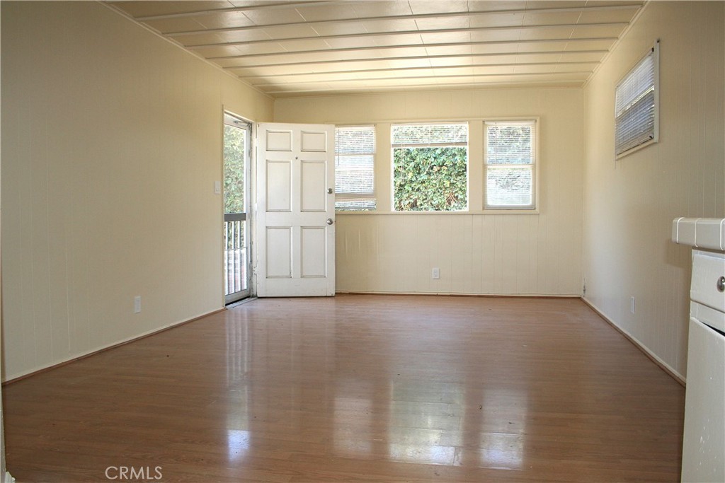 19154 Beach Boulevard B Property Photo 4