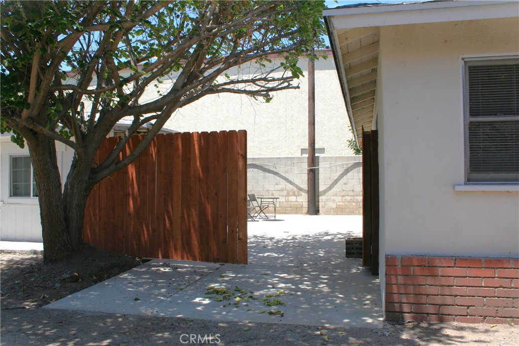 19154 Beach Boulevard B Property Photo 18