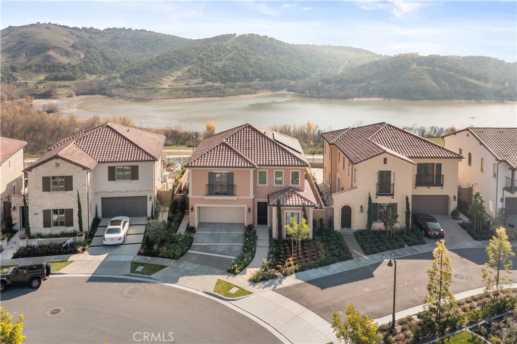 115 Sky Hts Property Photo 4
