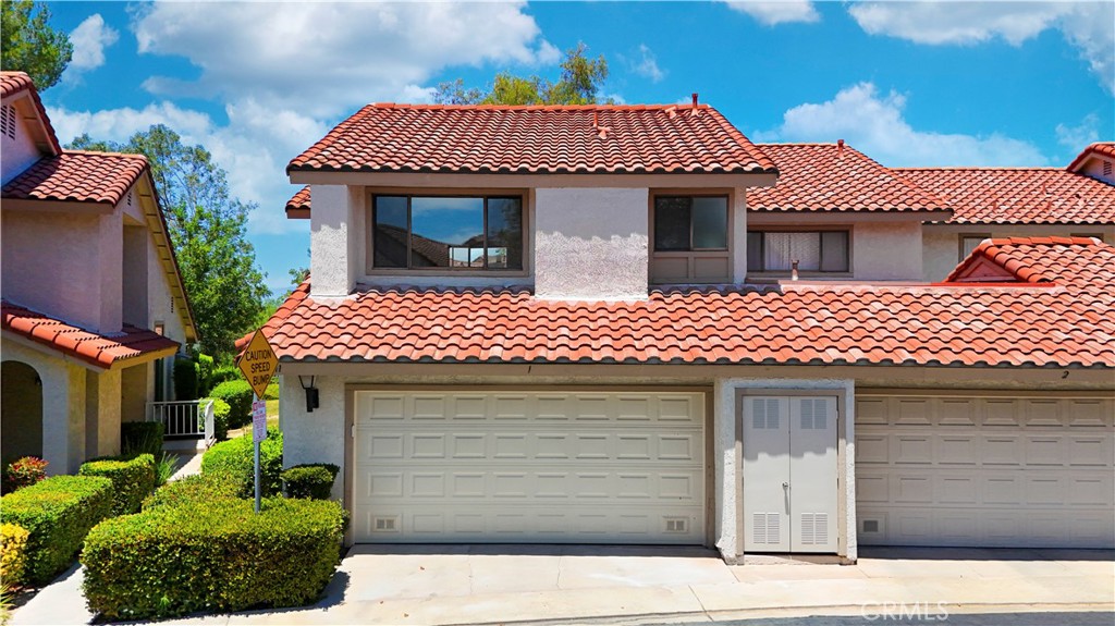 22811 Chardonnay 1 Property Photo 1