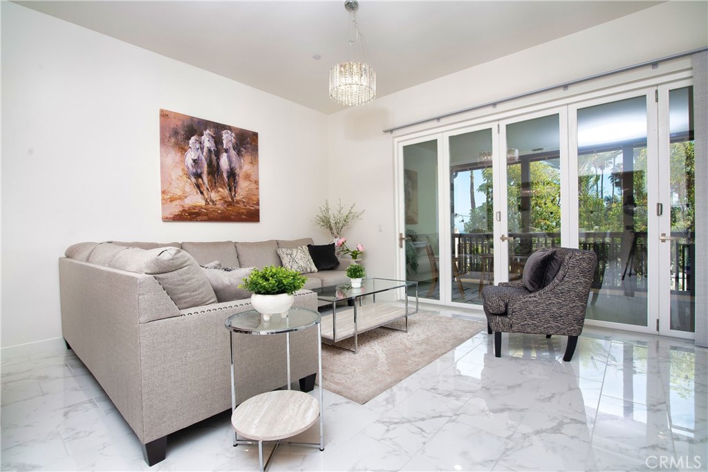 1523 Doheny Property Photo 13
