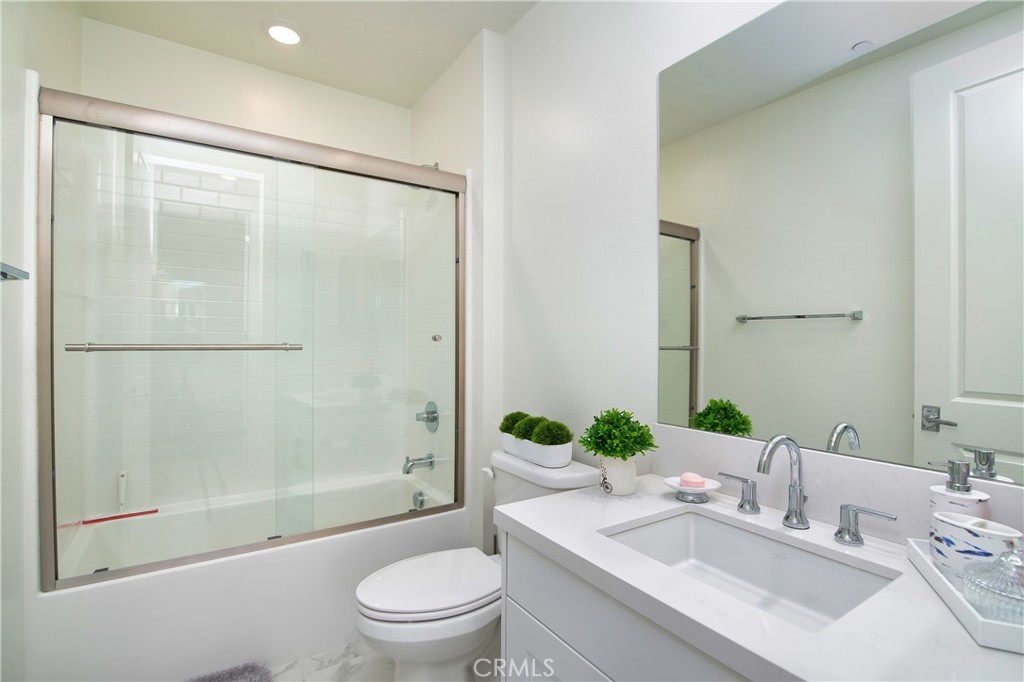 1523 Doheny Property Photo 18