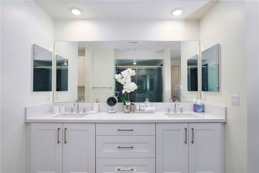 1523 Doheny Property Photo 25