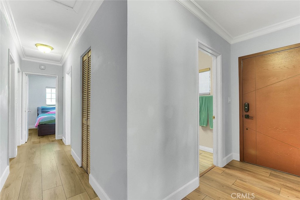 1342 W Southgate Property Photo 6