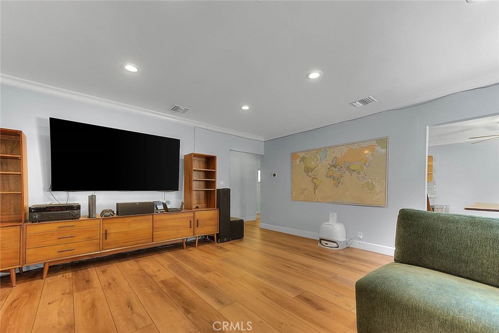 1342 W Southgate Property Photo 12