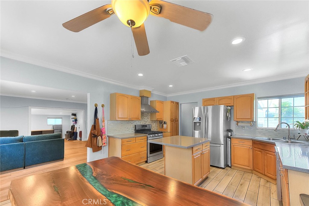 1342 W Southgate Property Photo 17