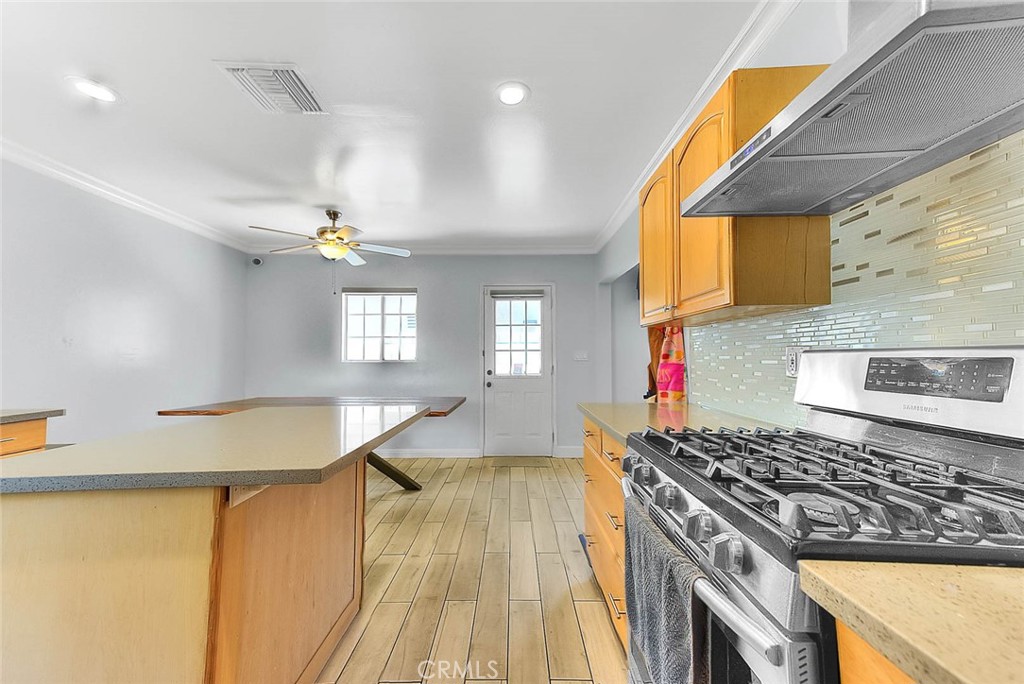 1342 W Southgate Property Photo 22