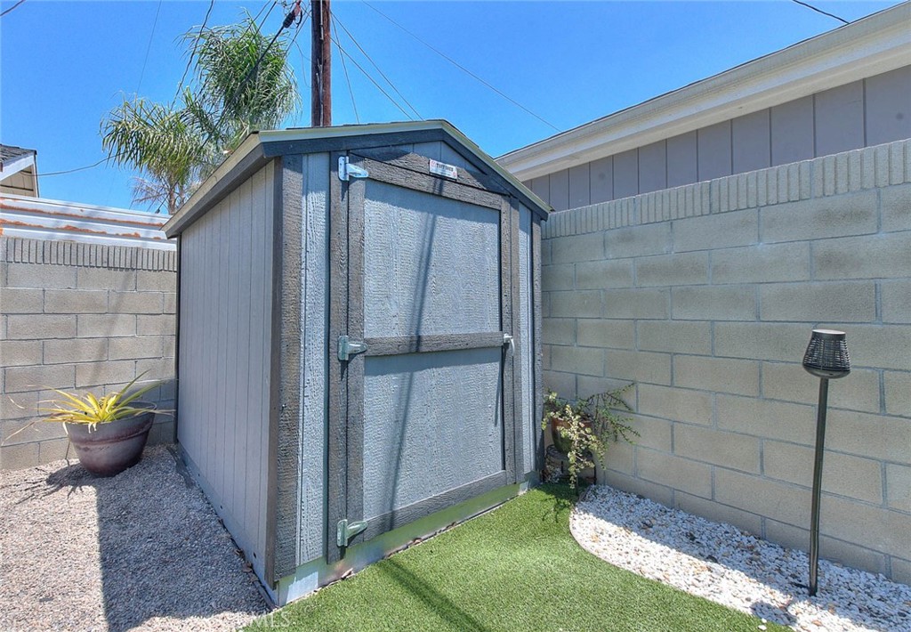 1342 W Southgate Property Photo 43