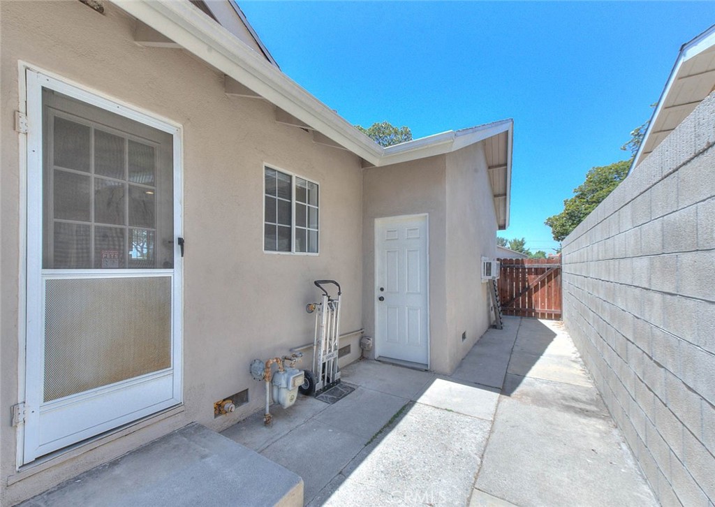 1342 W Southgate Property Photo 44