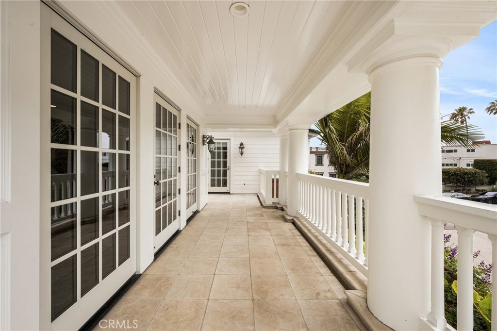93 Giralda Property Photo 8