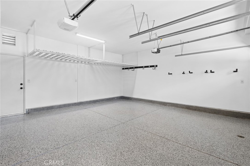 10 Newton Court Property Photo 31
