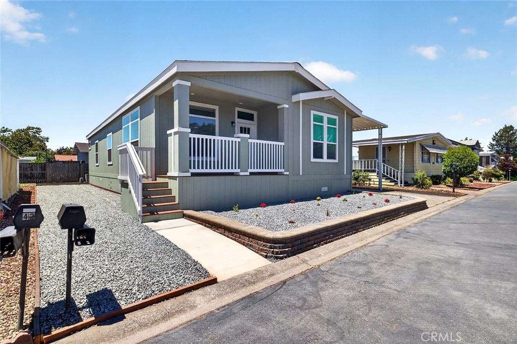 41 Estrella Drive Property Photo 1