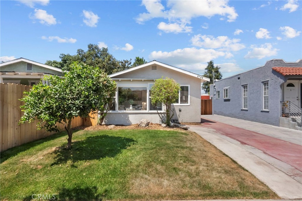3705 S St Andrews Property Photo 1