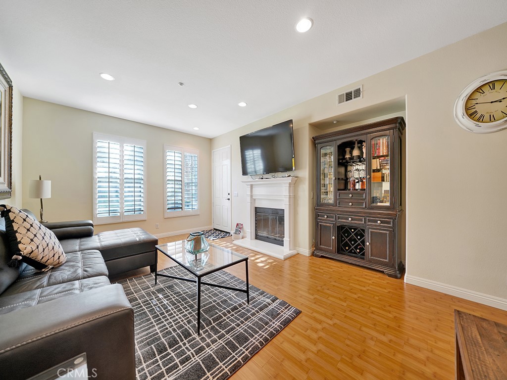 95 Duet Property Photo 2