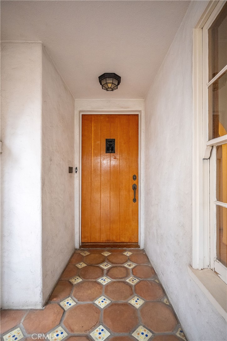175 W 9th Property Photo 13