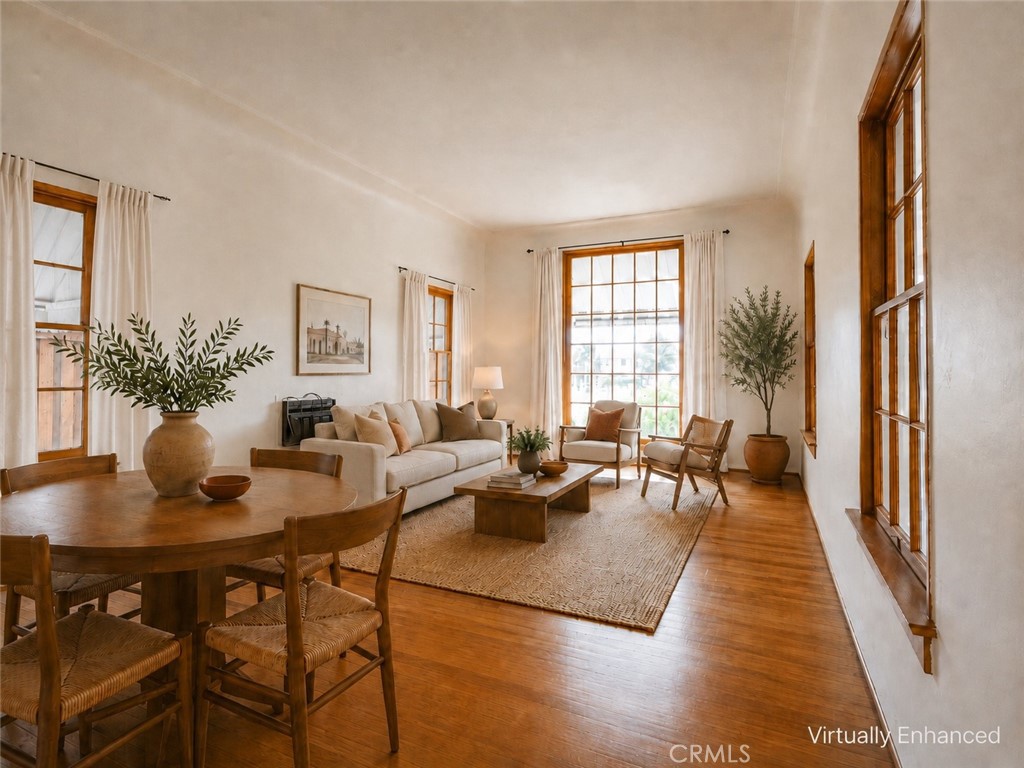 175 W 9th Property Photo 16