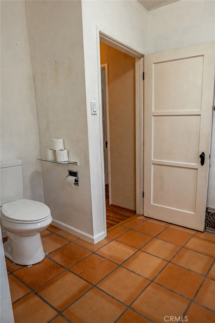 175 W 9th Property Photo 30
