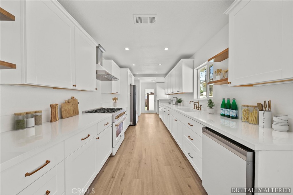 1848 Middleton Property Photo 9