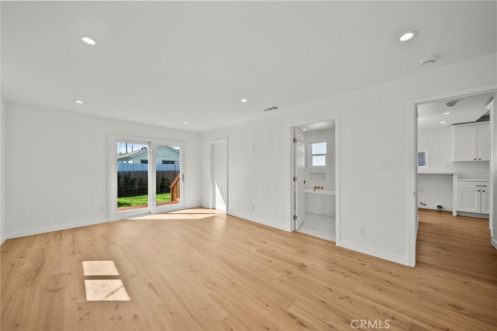 1848 Middleton Property Photo 14
